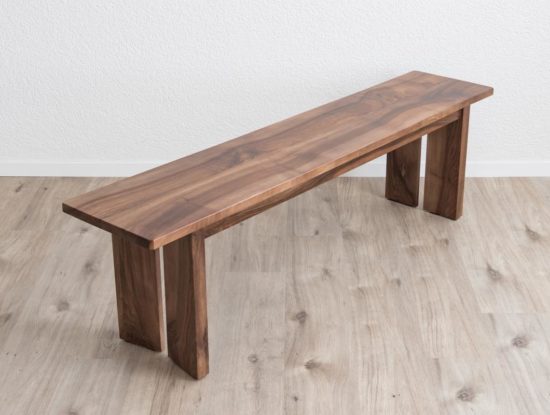 Banc en bois de noyer par Philippe Emery